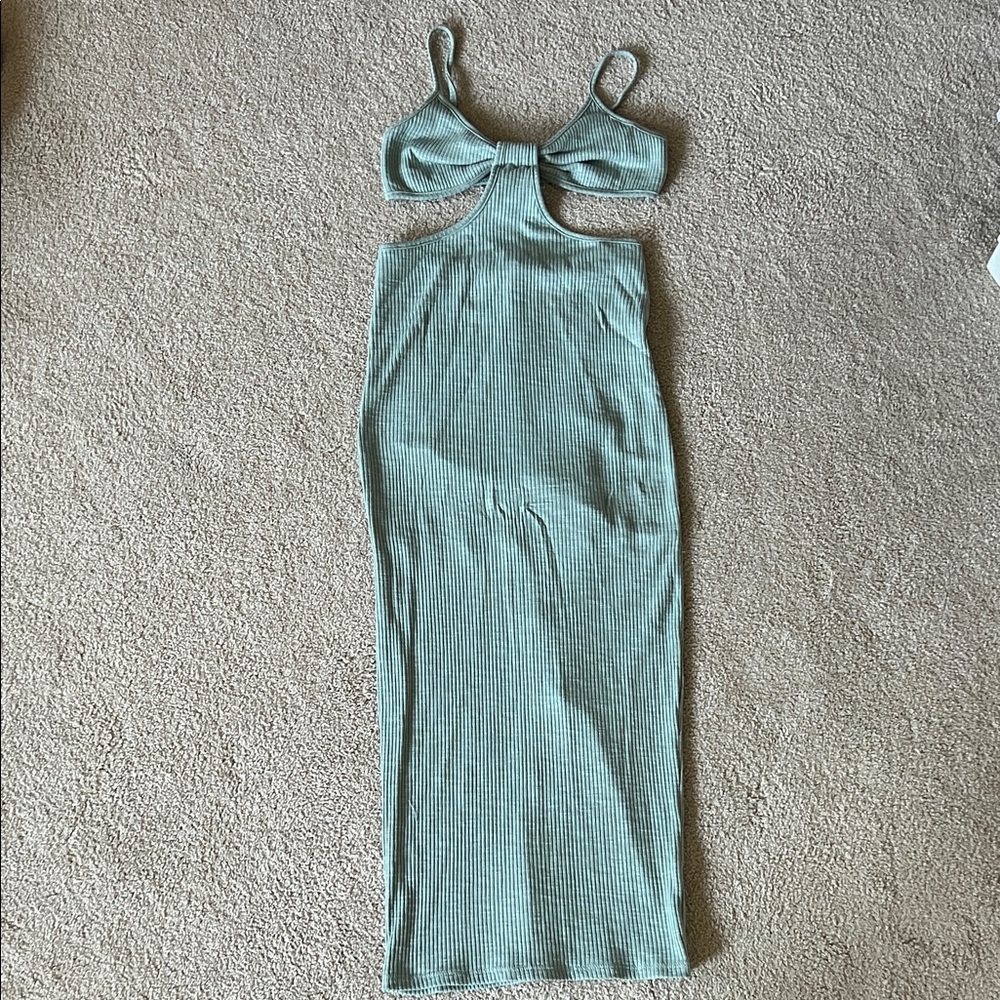 Ribbed Green Midi Dress